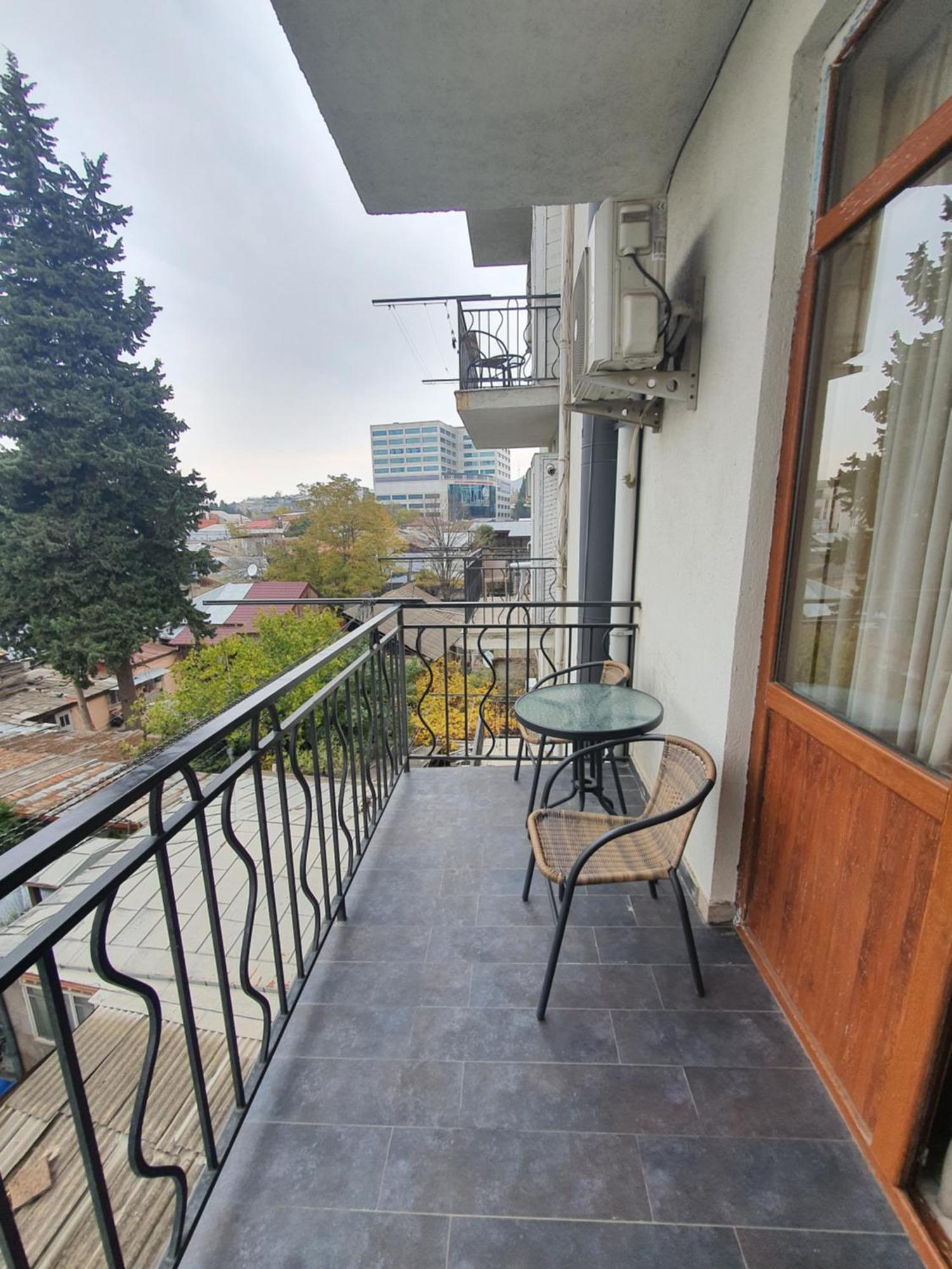 Dat Exx Apartments Tiflis Habitación foto