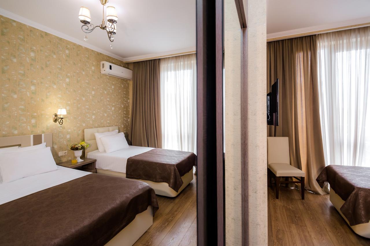 Dat Exx Apartments Tiflis Exterior foto